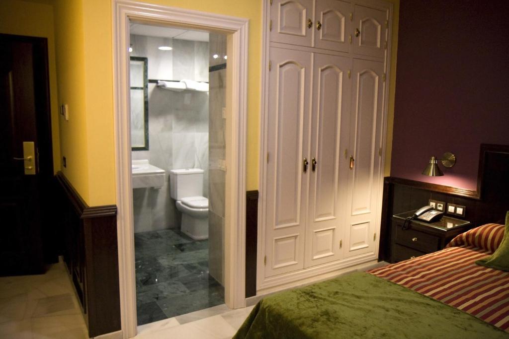 Acacias Hotel